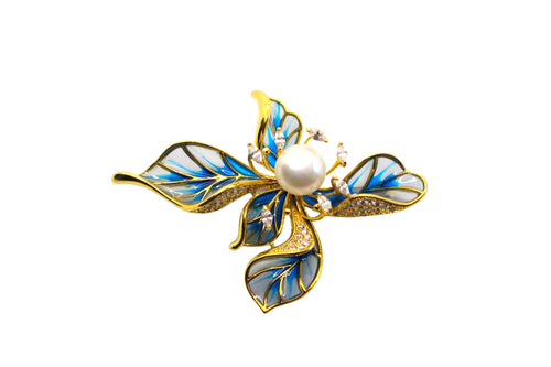 Blue flower-shaped brooch