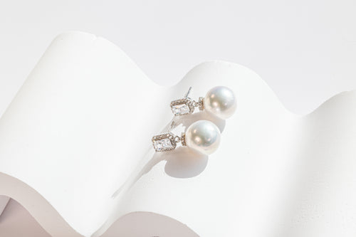 Lustrous Pearl Stud Earrings