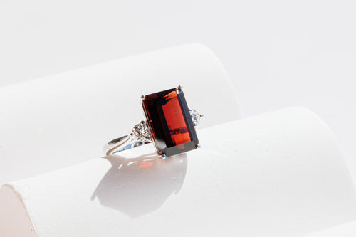 Velvet Flame - Garnet Ring