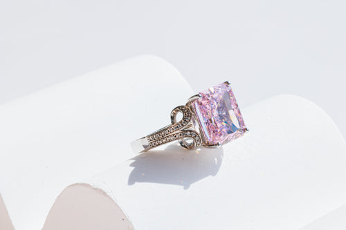 Rosé Reign Ring