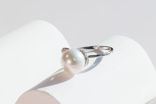 Lustrous Pearl Ring