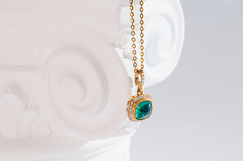 Emerald Pendant Sugarloaf Cut