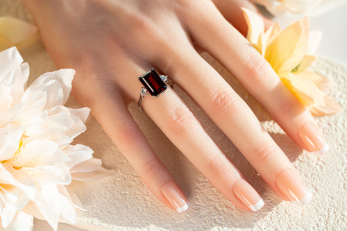 Velvet Flame - Garnet Ring