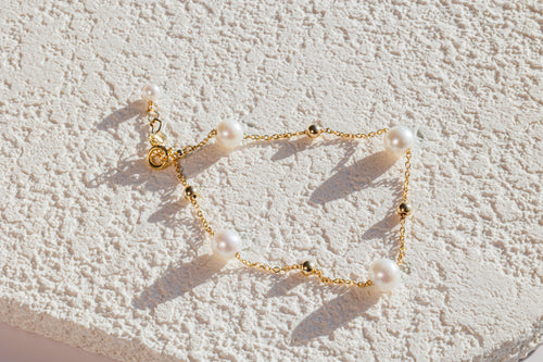 Golden Glow Bracelet
