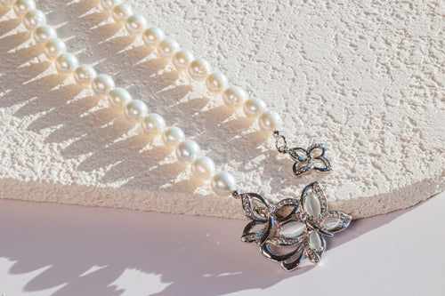 Butterfly Pearl Necklace - Multi-wear