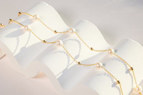 Golden Luminescence Necklace