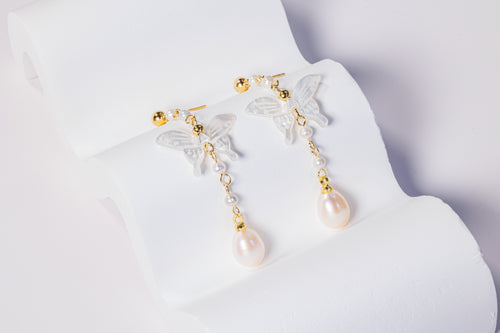 Luna Butterfly Pearl Earrings
