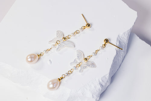 Luna Butterfly Pearl Earrings