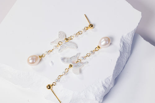 Luna Butterfly Pearl Earrings