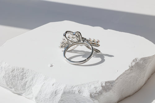 Pearl Bow Ring