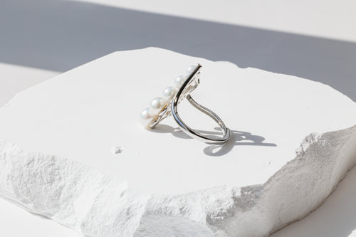 Pearl Crescendo Ring