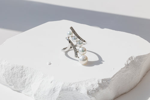 Pearl Crescendo Ring