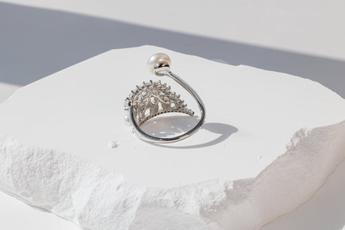 Pearl Feather Ring