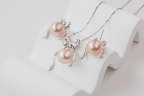 Pink Pearl Bow Earrings