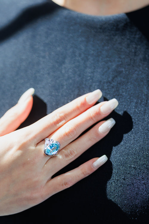 Ocean Breeze: Blue Topaz Filigree Ring