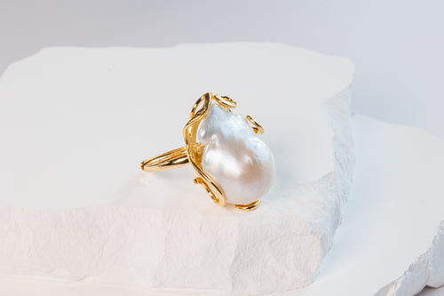 Baroque Pearl Ring - adjustable