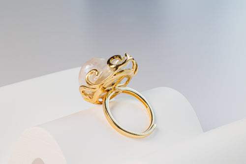 Baroque Pearl Ring - adjustable