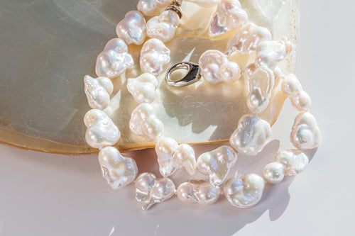 Baroque Pearl Choker