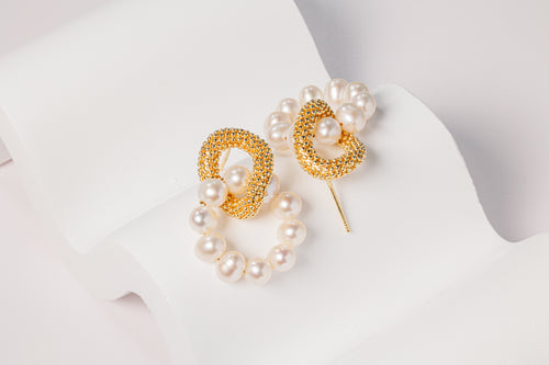 Love Twist Pearl Earrings