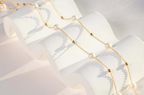 Golden Luminescence Necklace