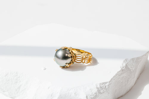 front view of ring laying flat