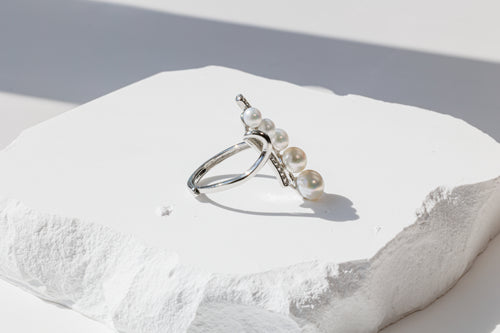 Pearl Crescendo Ring