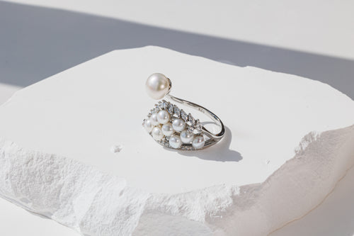 Pearl Feather Ring