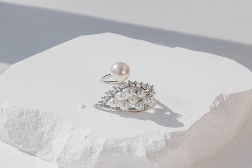 Pearl Feather Ring