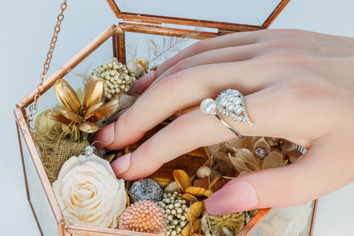 Pearl Feather Ring