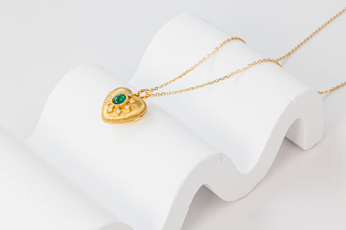 top view of front of pendant